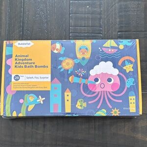 Animal Kingdom Adventure Kids Bath Bombs - 28 Pack gift set with surprise toys